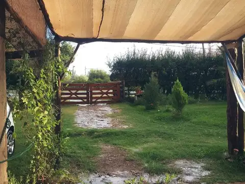 Casa en Venta con 3 cocheras