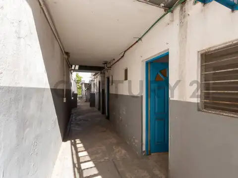 Echeverria 2500, Piso 0