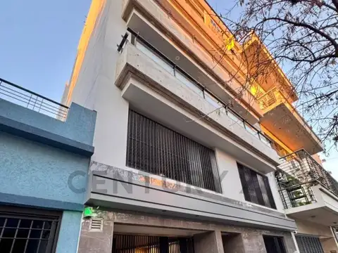 Obra Boutique en Parque Chas  /  Monoambiente Premium con Balcón Terraza y Equip