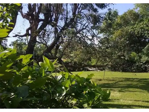 LOTE AL AGUA,TENEMOS VARIOS