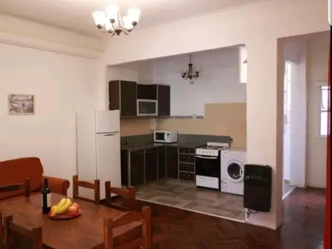 Departamento en Palermo de 3 dormitorios con balcón y lavarropas en alquiler temporario