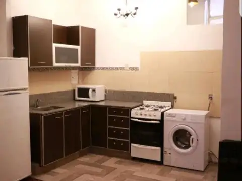 Av. Coronel Diaz al 1700