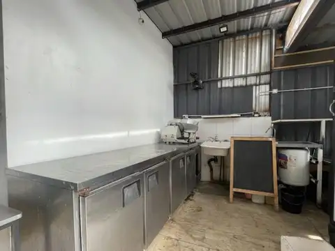 Local en Alquiler en Villa Nueva de Guaymallen, $ 2.500.000