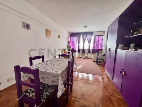 Venta de Monoambiente en Abasto al Frente  luminoso apto profesional