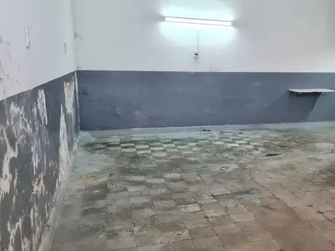 Local en Alquiler en Haedo, $ 350.000