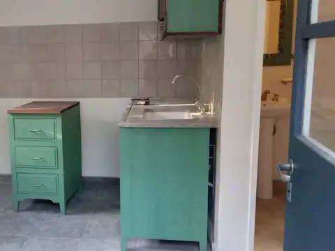 Depto Tipo Casa en Alquiler 46 años