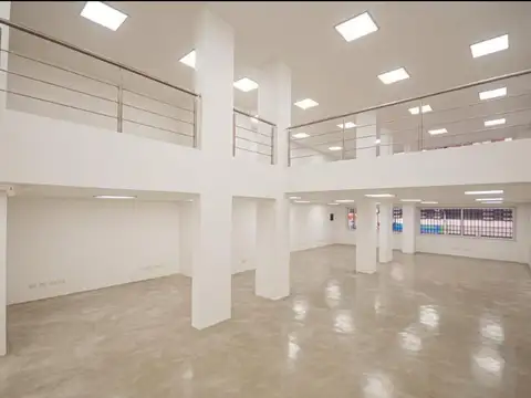 Excelente oficina de 532m2 refaccionada a nuevo en Recoleta!! VENTA