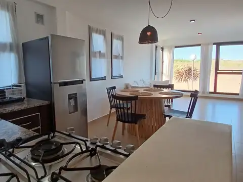 Venta de Dpto. con vista al mar al sur de Villa Gesell - Paseo 149 y playa