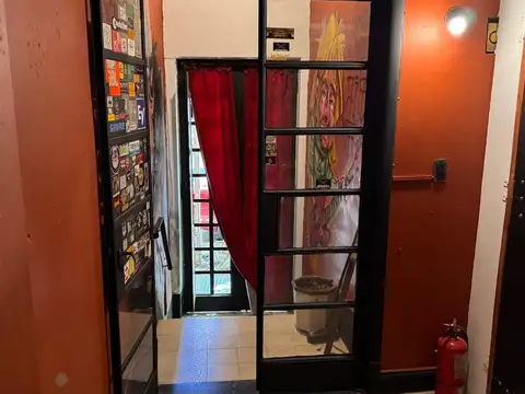 Depto Tipo Casa en Venta en Caballito, USD 128.000