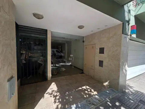 Departamento 3 amb con dependencia y cochera  en Venta en Belgrano Chico, Belgrano, Capital Federal