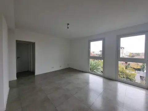 César Díaz 343, 3º Piso + cochera