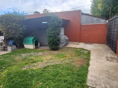 Casa 3 ambientes con 1 baño