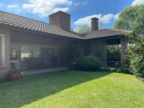 Casa en Venta en Altos De Manzanares, USD 230.000