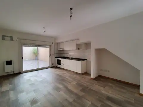 Depto Tipo Casa en Venta de 1 dormitorio