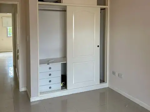 Depto Tipo Casa 3 ambientes con 1 baño
