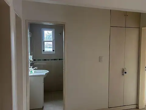 Depto Tipo Casa en Alquiler en Pablo Nogues, $ 720.000