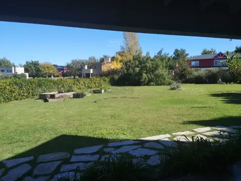 Casa en Venta en El Nacional Club De Campo, USD 299.000