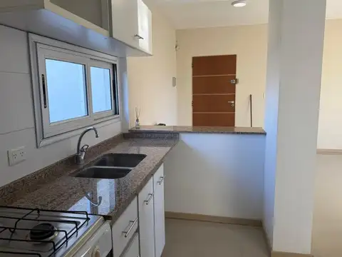 Departamento en Alquiler en Centro (Zarate), $ 550.000