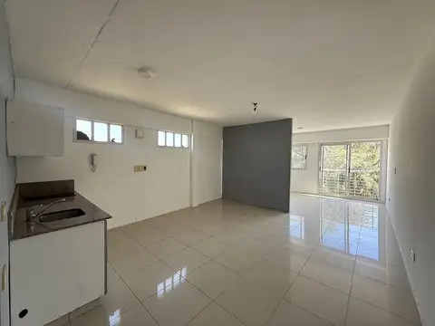 Venta departamento monoambiente dividido en Haedo.