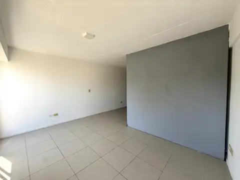 Venta departamento monoambiente dividido en Haedo.