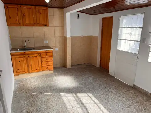 DEPARTAMENTO 2 AMBIENTES CON PATIO