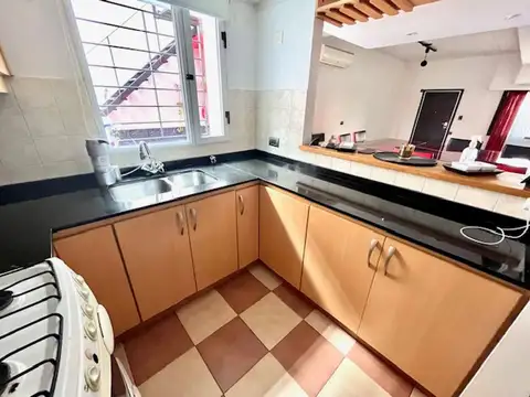 Casa en Alquiler con 1 cochera
