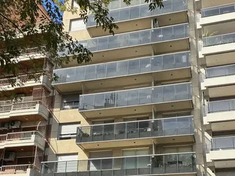 Avenida Juan Bautista Alberdi e/ Doblas y Senillosa