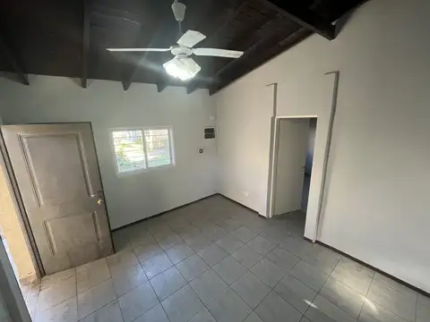 Casa en Venta en Berazategui, USD 65.000