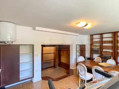 Domingo Repetto entre Jose C. Paz y Av. Libertador  al 1100