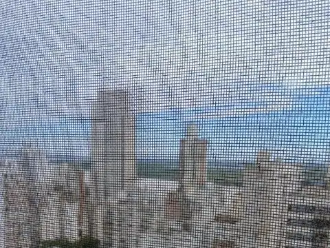 Mitre 348 piso 22. Vista al rio. Amoblado