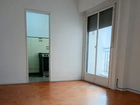 Avenida Paseo Colón 1300