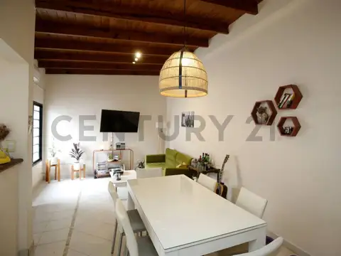 Depto Tipo Casa en Venta de 2 ambientes