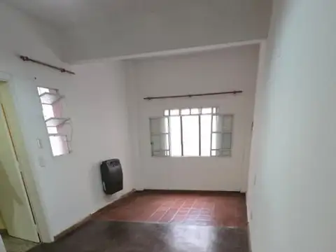 Casa en Alquiler en Quilmes, $ 700.000