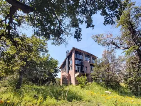 VENTA Gran propiedad a terminar sobre RP62 a 5 km del Lago Lolog Ideal para emprendimiento turístico