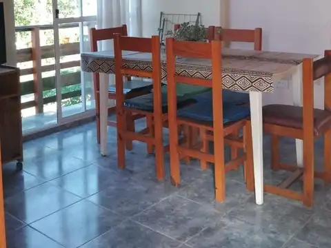 Casa en venta - 2 Dormitorios 1 Baño - Las Toninas