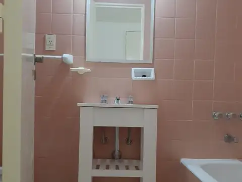 Departamento en Alquiler en Monserrat, $ 390.000