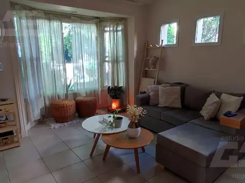 Casa en Venta con 1 cochera
