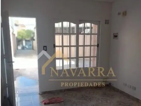 Casa en Alquiler con 1 cochera