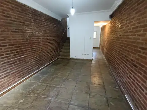 Depto Tipo Casa 3 ambientes con 1 baño