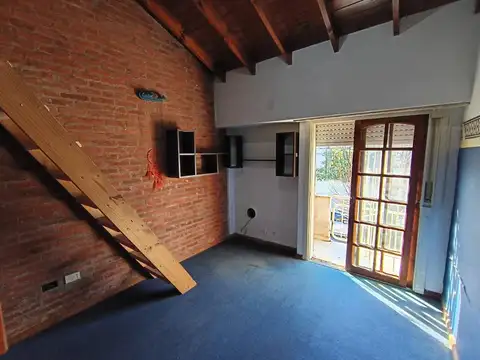 Depto Tipo Casa en Alquiler 40 años