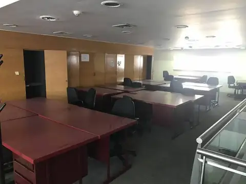 Edificio de Retail y Oficinas con 700 Puestos de trabajo Oportunidad Única!