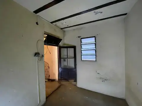 Depto Tipo Casa 3 ambientes con 1 baño