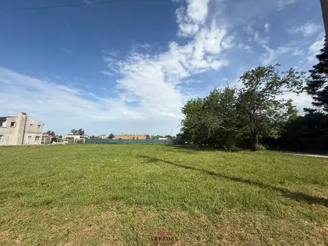 Venta · Lote de 1278m2 · En esquina · Parque Sakura II 100