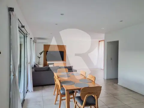 Casa en Venta en La Comarca, USD 365.000