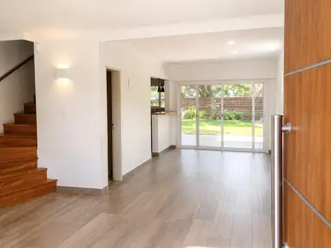 Depto Tipo Casa en Venta de 3 dormitorios
