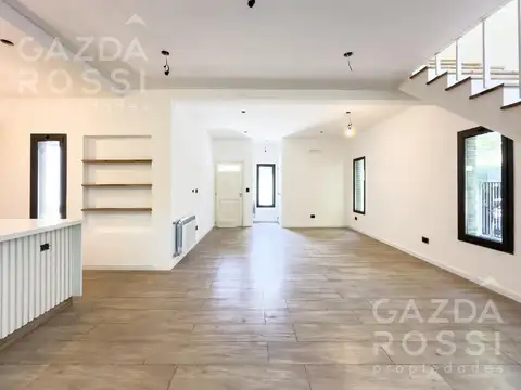 Casa en Venta al Este