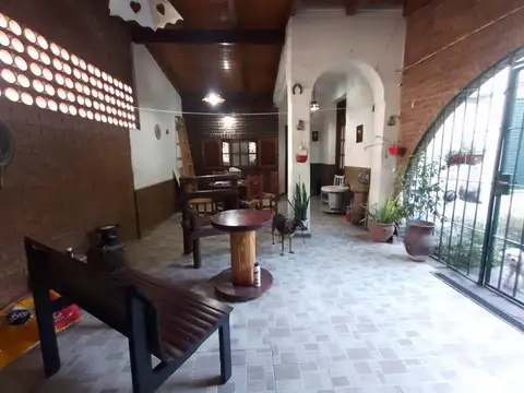 Aguado  al 200