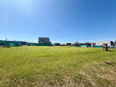 Terreno En Venta En El Aljibe Barrio Cerrado