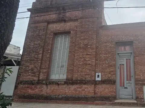 CASA ANTIGUA CÉNTRICA A RECICLAR APTA CRÉDITO