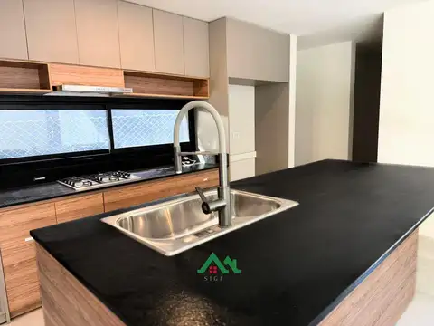 Casa en venta de 3 dormitorios - Barrio  La Carolina, Housing Acacia Norte